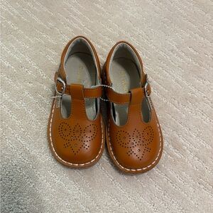 Brown Leather T-Strap Shoes Mary Jane’s EUC